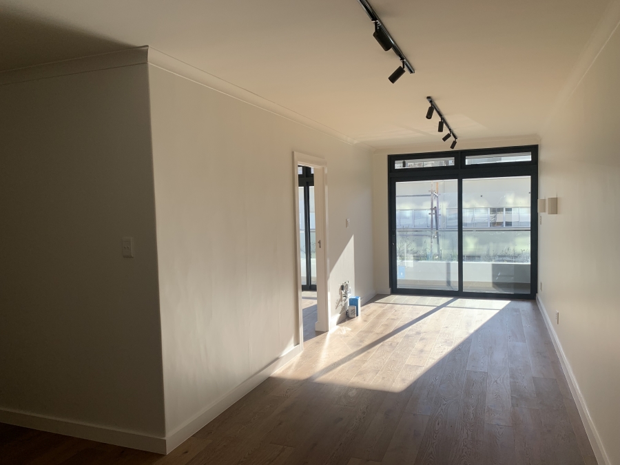 1 Bedroom Property for Sale in Sea Point Western Cape
